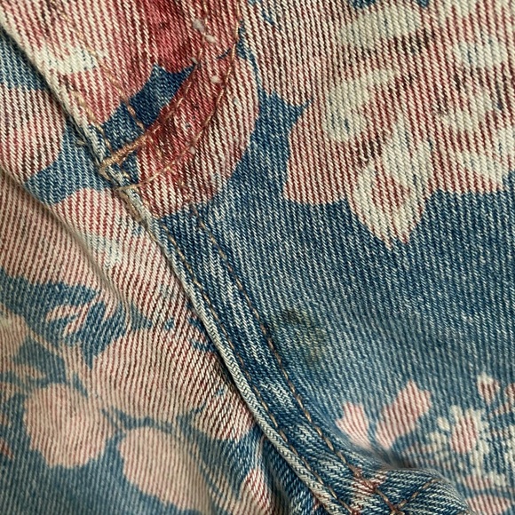 Vintage Low-Rise Joe Boxer Pink Flower Print Flare Distressed Blue Jeans - Picture 6 of 8